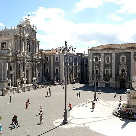 Agora Ostello Aeroporto di Catania Fontana Rossa